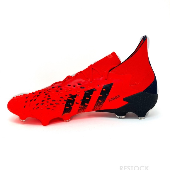 Adidas Predator Freak+ SG Red FY6256 13.5M BRAND NEW - Picture 4 of 6